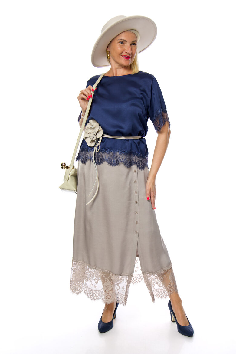 Pelēki viskozes-zīda auduma svārki ar mežģīni TOP MODA