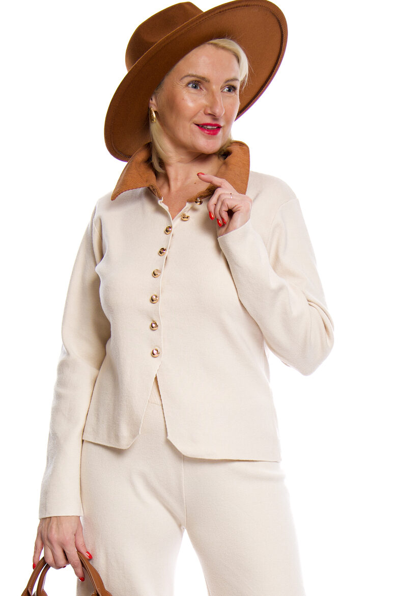 Bēšas krāsas sieviešu jaka M.B.21