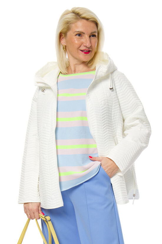 Baltas krāsas plānā sieviešu virsjaka ar kapuci EAST OCEAN