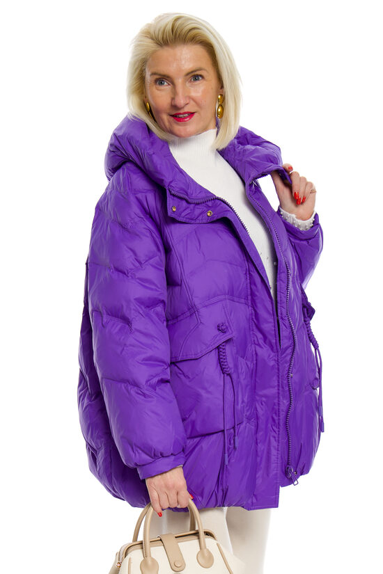 Lilā krāsas dūnu jaka ar kapuci NC