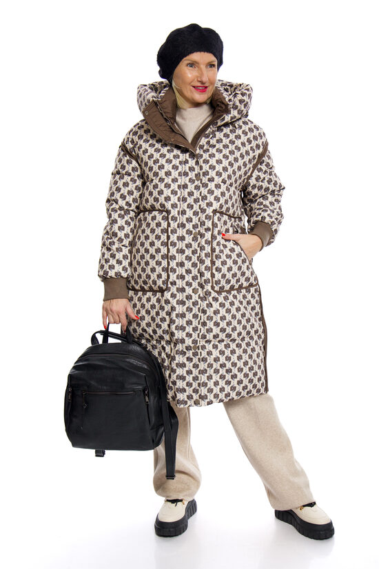 Ziemas sieviešu mētelis ar kapuci SVIDNI