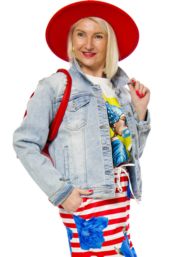 Īsā sieviešu džinsa jaka ar plēsumiem Ormi