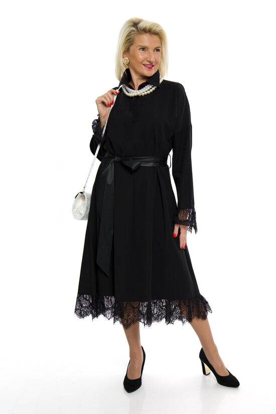 Melnas krāsas kleita ar mežģīni C&F