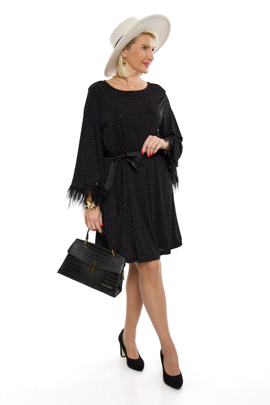 Melnas krāsas kleita ar spīdumu ITALY