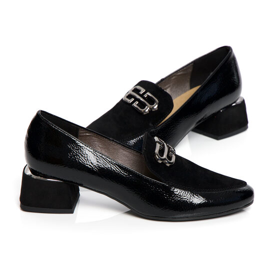 Lakādas melnas krāsas kurpes For-But