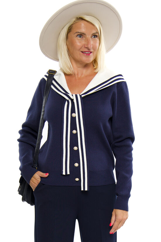 Tumši zilas krāsas džemperis ar sasienamu apkakli M.B.21