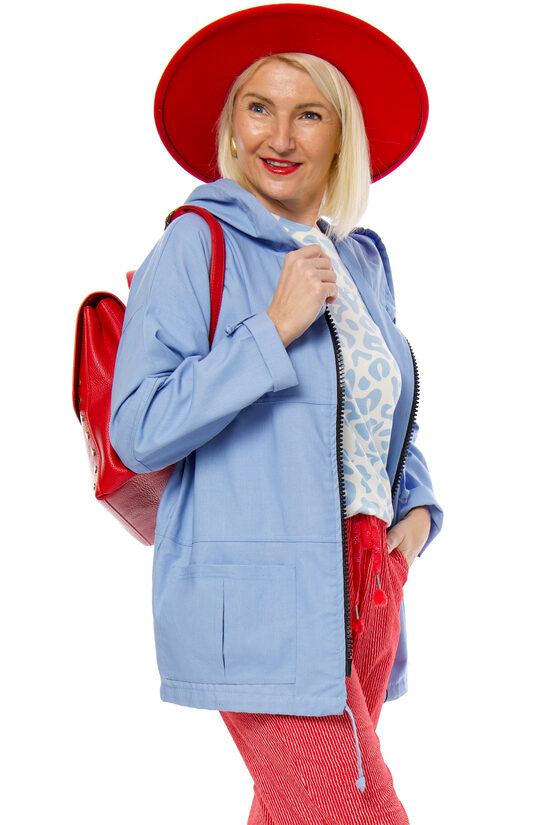 Gaiši zila lina jaka ar kapuci Agatka