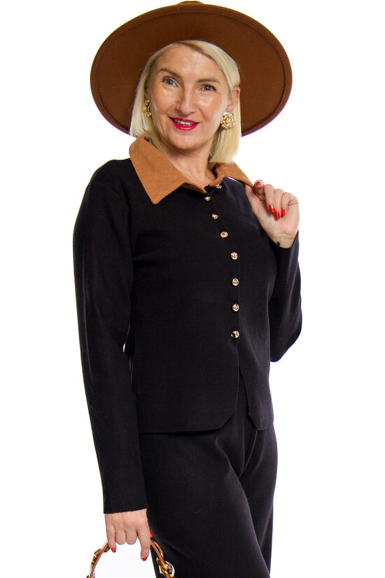 Melnas krāsas sieviešu jaka M.B.21