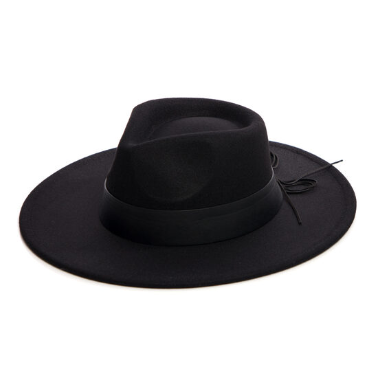 Melnas krāsas platmale sievietēm Fashion