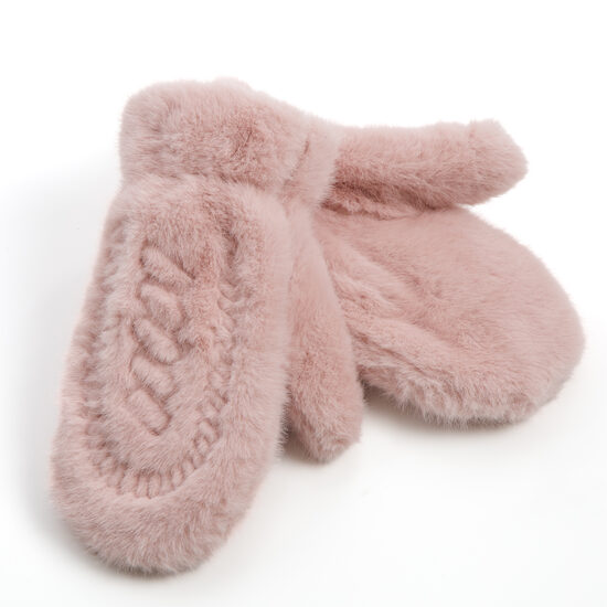 Gaiši rozā krāsas pūkaini, silti dūraiņi Tajifu