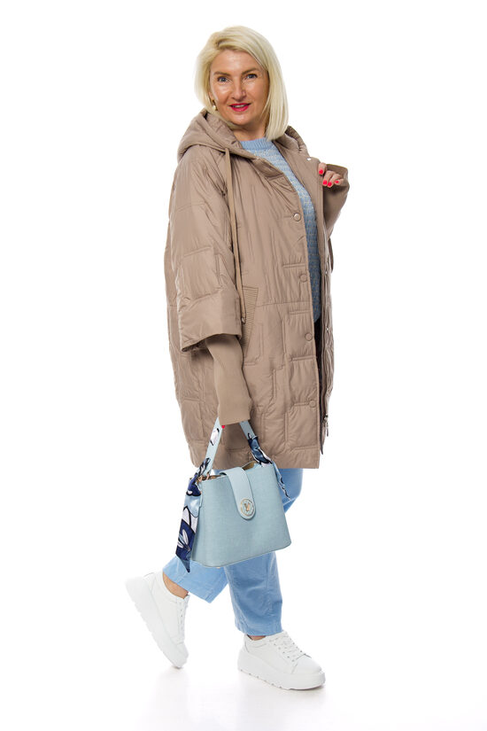 Starpsezonas sieviešu virsjaka ar kapuci Wind Line