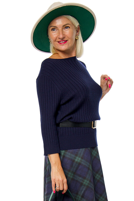 Tumši zils sieviešu džemperis ar pusgaro piedurkni FANG KNITWEAR