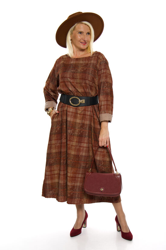 Rūtaina velveta-kokvilnas auduma kleita Rosa99