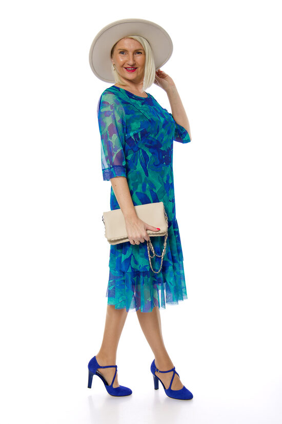 Kleita ar pusgaru piedurkni SASS