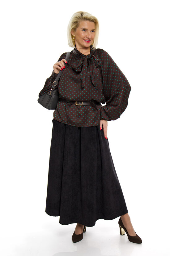 Melnas krāsas velveta svārki ar kabatām ITALY