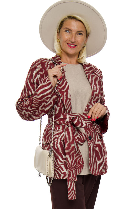 Stilīga sieviešu žakete ar jostiņu ELL&SSE