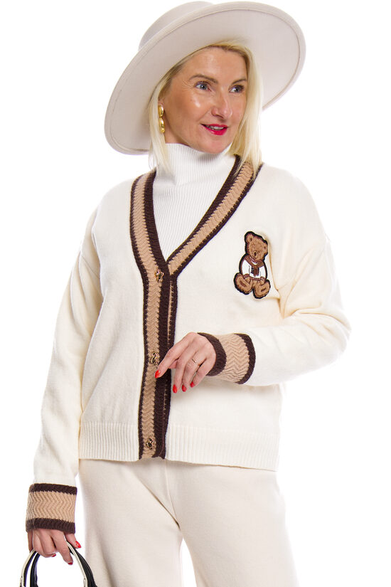 Krēmkrāsas viskozes auduma sieviešu jaka AZAKA