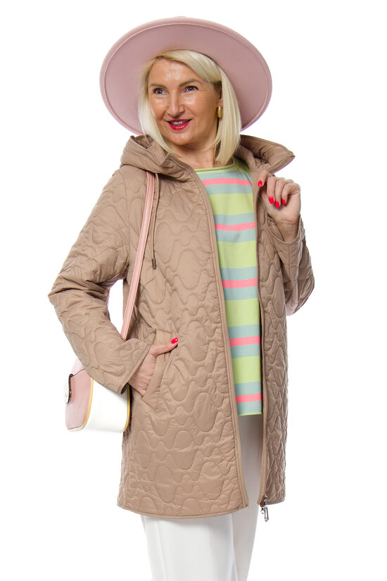 Gaiši brūna plānā sieviešu virsjaka ar kapuci EAST OCEAN