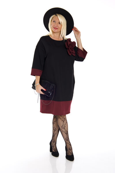 Melna viskozes kleita ar noņemamu aksesuāru Sweetissima