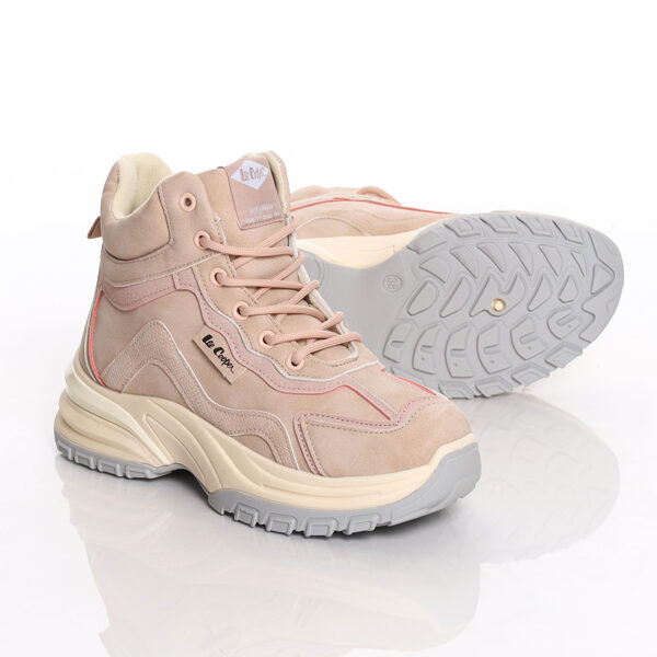 Siltināti īsie, šņorējamie zābaki sievietēm Lee Cooper